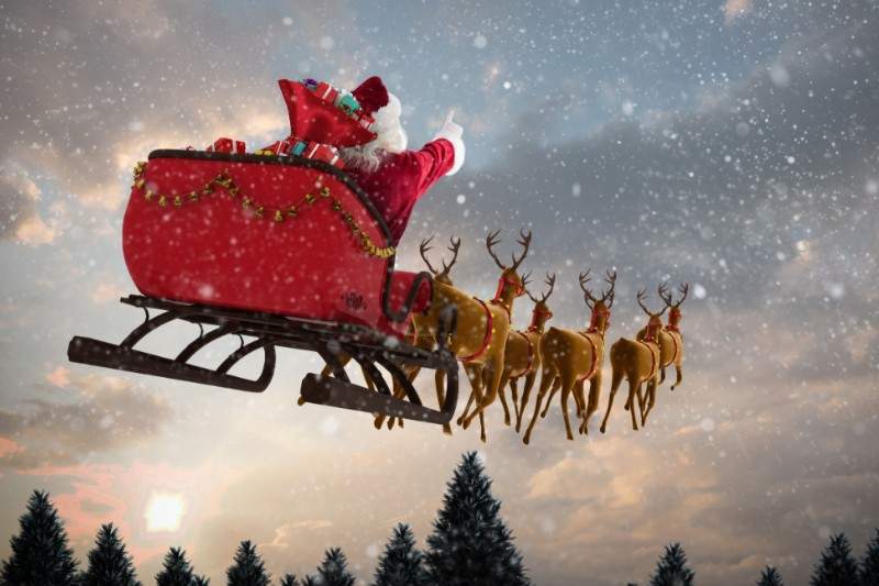 pere-noel-traineau-legende-de-noel